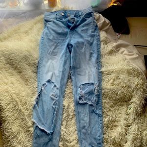 I love these pants but sadly I don’t wear them much anymore